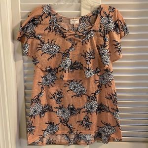 Free Kisses Top “Plus Size 3x”